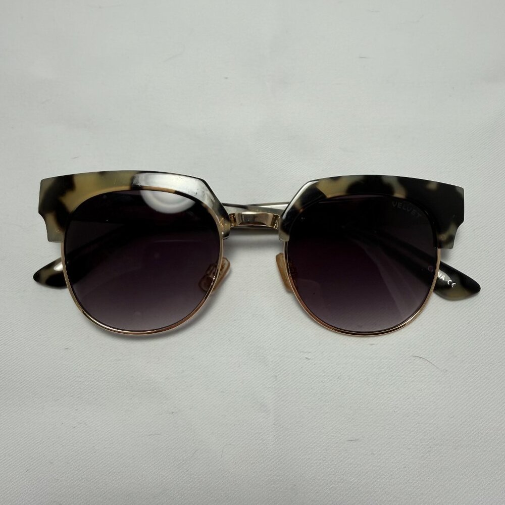 BOGO - Velvet Trends GT Dakota Sunglasses